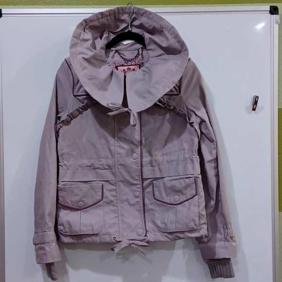 Juicy Couture Wmn's "P" purple-ish grey zip & snap closure wide collar jacket - Picture 1 of 16